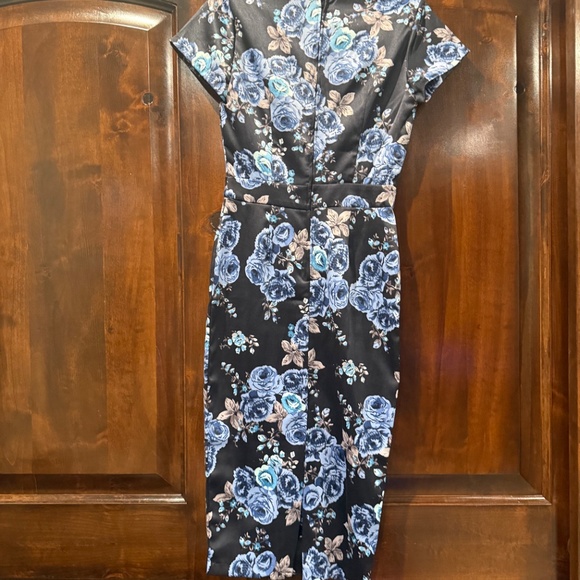 NWT Laura Byrnes Pinup Couture blue rose satin dress - Picture 4 of 5